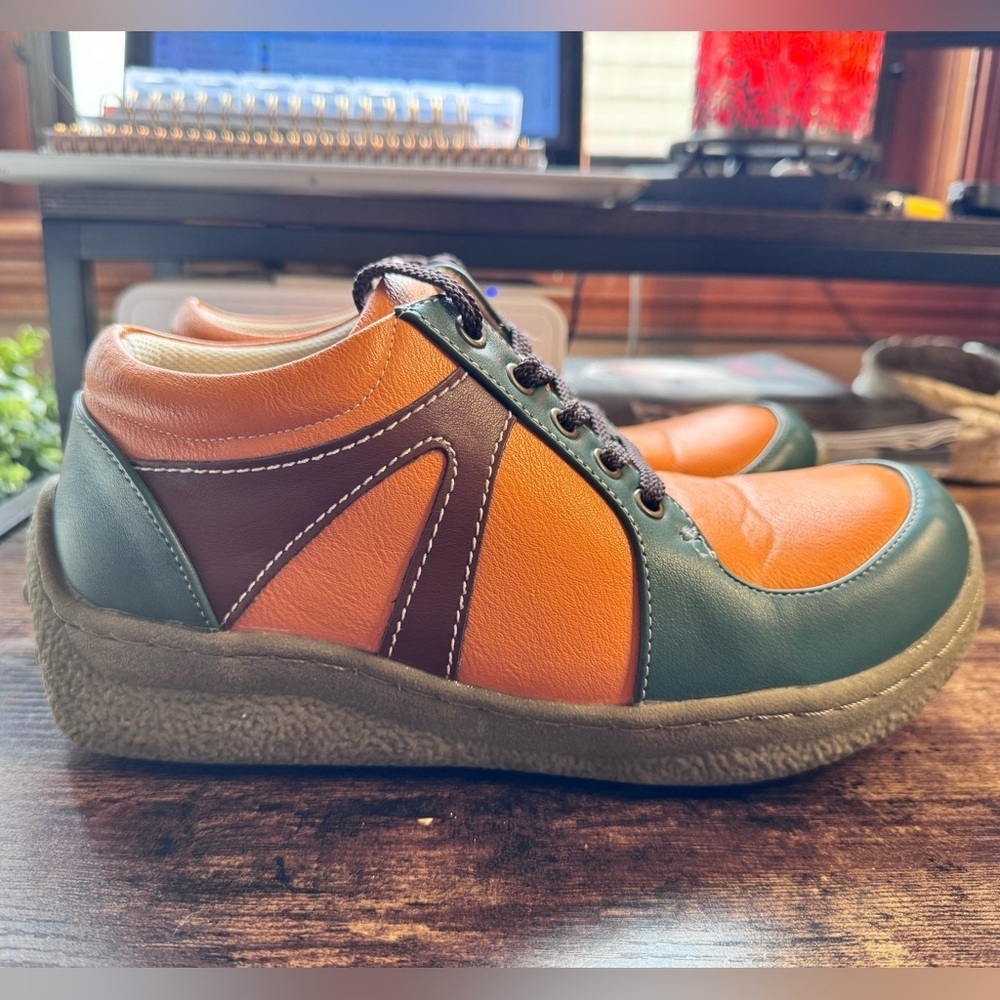 mâre mâre Men’s Leather Colorblock Low Top Sneakers – Size 41 / US 8
